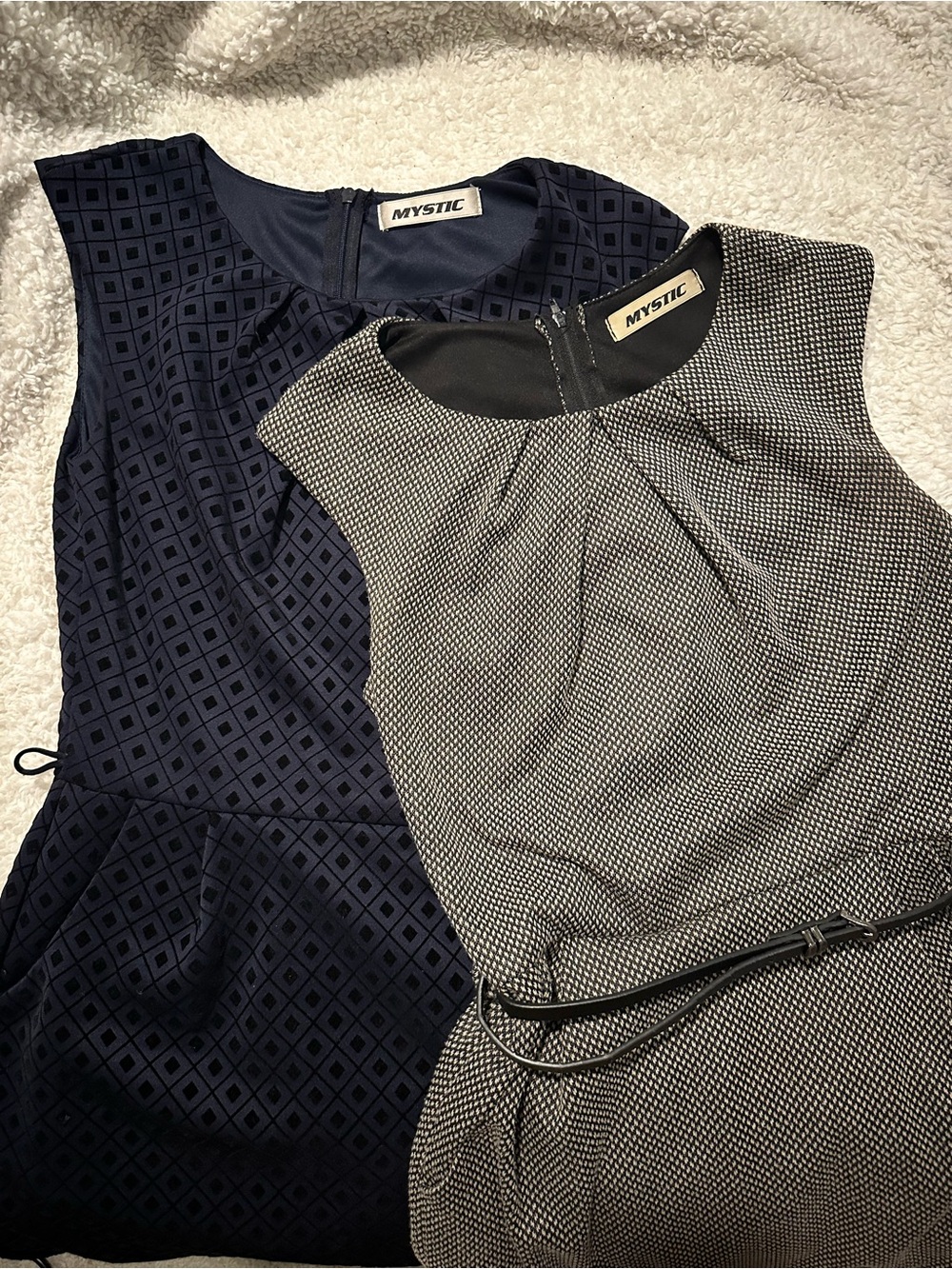 MYSTIC Lot of 2 - Women's Navy Geometric Dress and Gray Houndstooth
